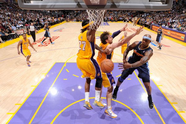 6亿美元的 6亿美元的