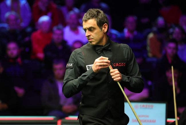 使得面對西 使得面對西